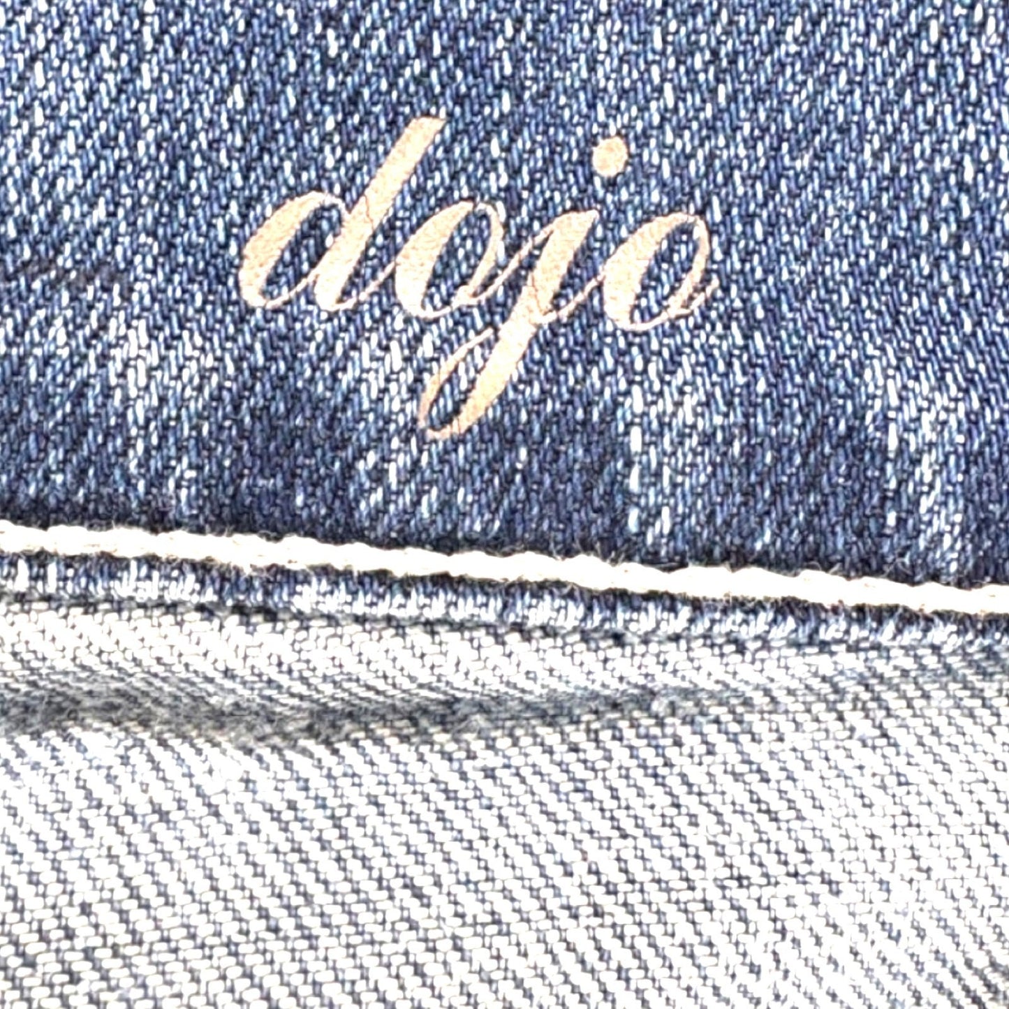 7 For All Mankind Dojo Wide Leg Trouser Jeans Dark Wash Size 25