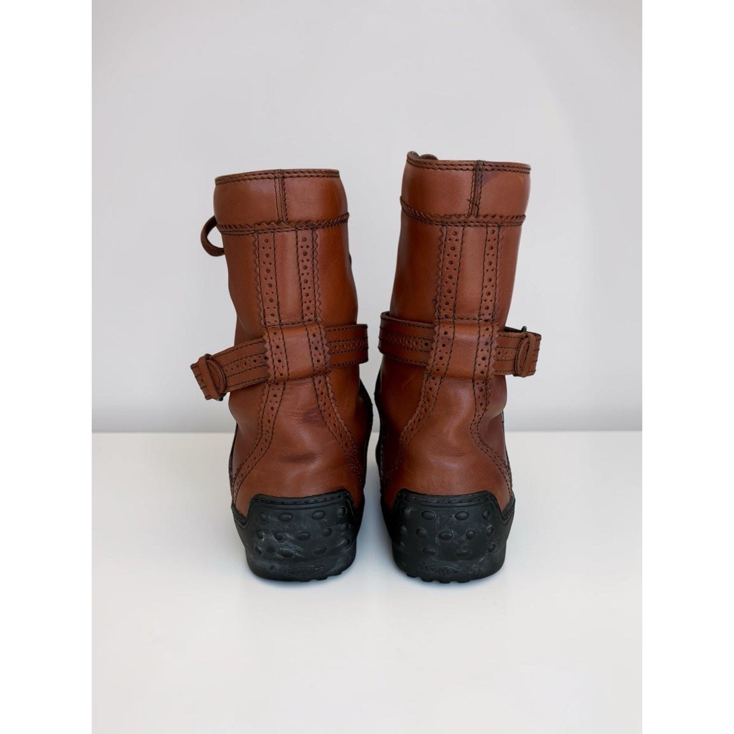 Tod’s Brown Leather Combat Boots Sz 39.5 Brogue Buckle Strap Lace Up Italy