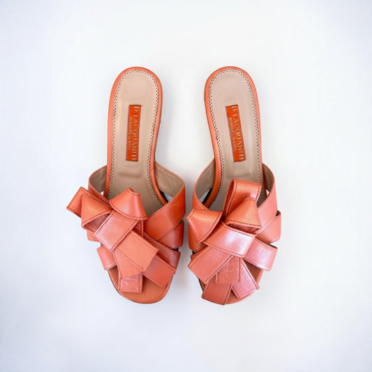 D.Lacquaniti Coral Leather Bow Sandals — Size 38