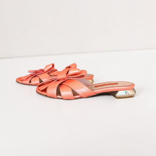 D.Lacquaniti Coral Leather Bow Sandals — Size 38