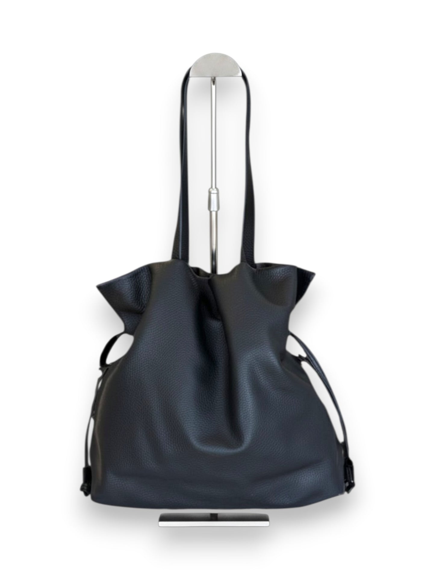 Tote Le Monde Black Pebbled Leather Tote - Like New